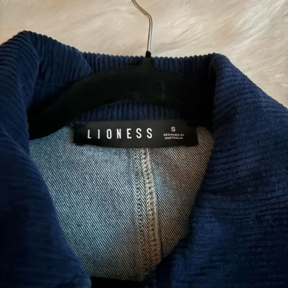 Lioness Navy Blue Corded Jacket - Picture 4 of 4